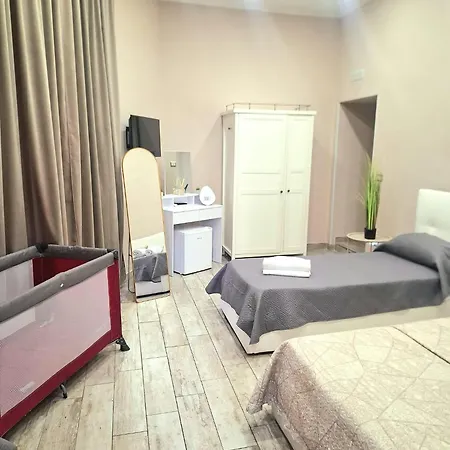 Concept b&b naples- camere moderne con balcone vicino al centro-2