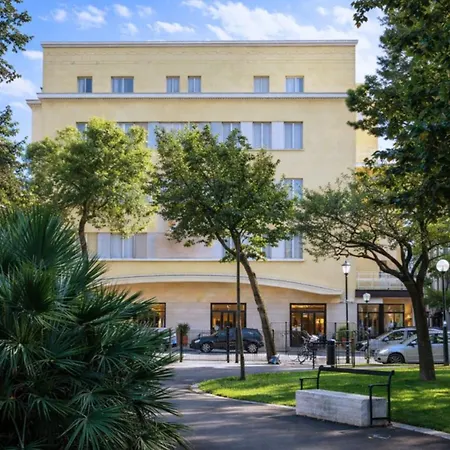 Phi Hotel Ambra-3