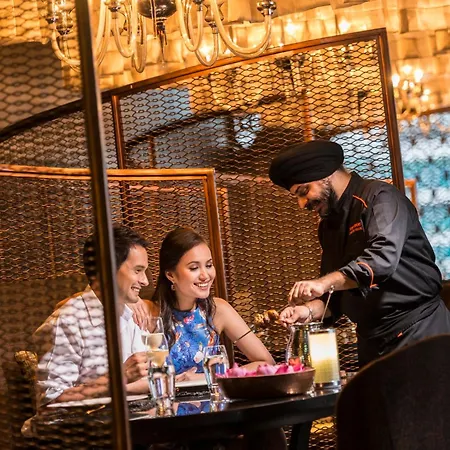 Holiday Inn Bangkok Sukhumvit By Ihg-3