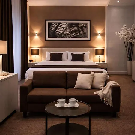Stelle Hotel The Businest-2