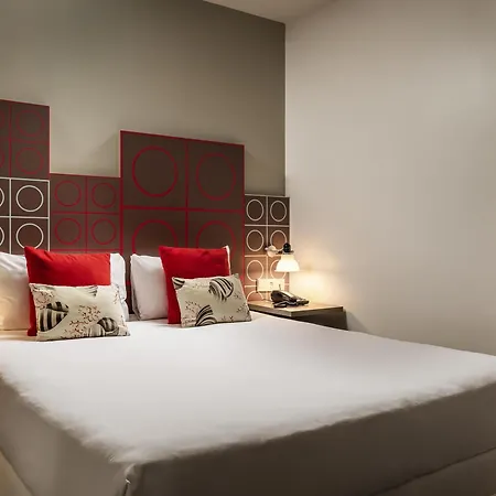 Ibis Styles Barcelona Centre-3