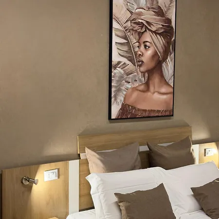 Crispi 120 Rooms New Opening-3