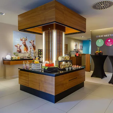 Novotel Nuernberg Am Messezentrum-2