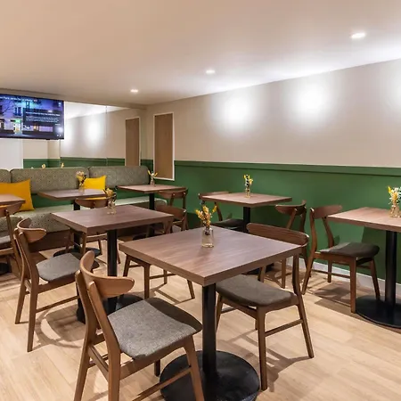 Ibis Styles Paris Crimée La Villette-3