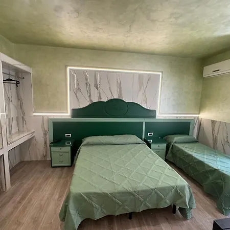 Hotel Iris-3