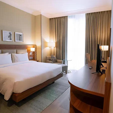 Hilton Garden Inn Dubai Deira-3