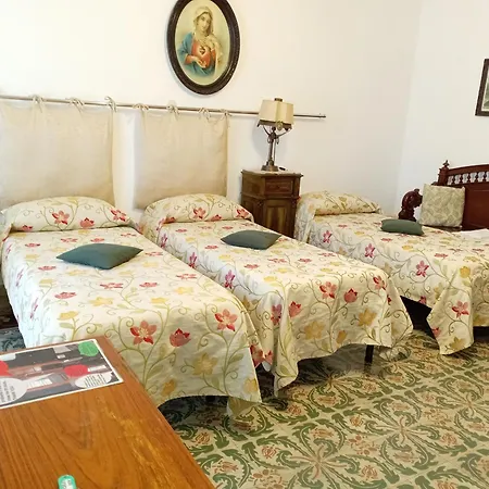Guesthouse City Center-2