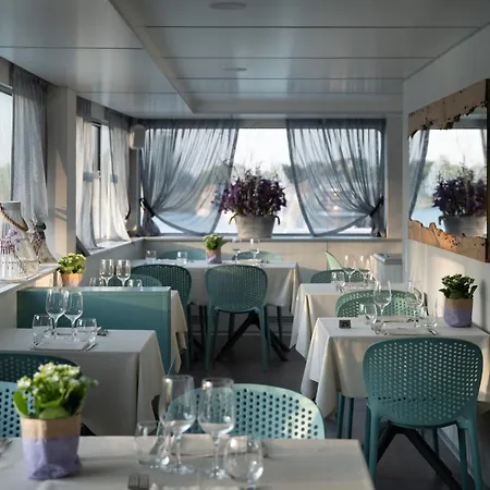 Marina Azzurra Resort-2