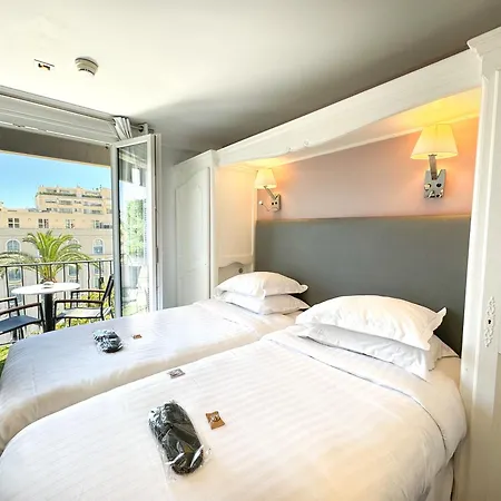 Hotel De Provence-3