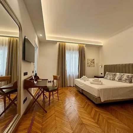 St. Peter' Six Rooms & Suites-3