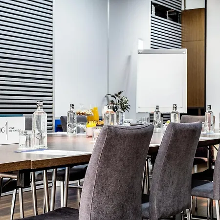 Holiday Inn Express Barcelona City 22@ By Ihg-2