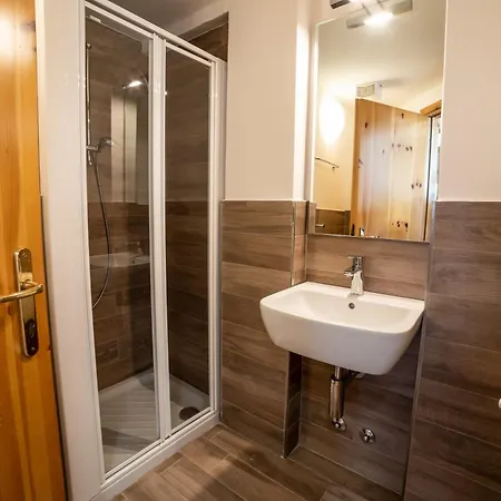 Residence Derby Club-2