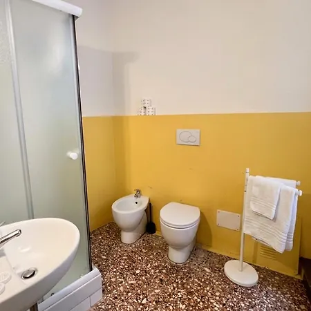 Vicolo Dell'Oro-3