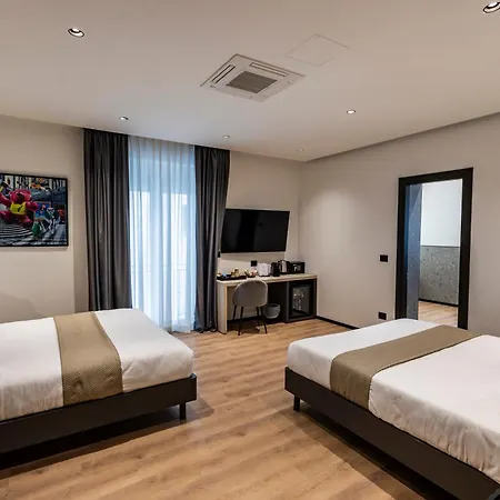 Corso 84 Luxury Suites-3