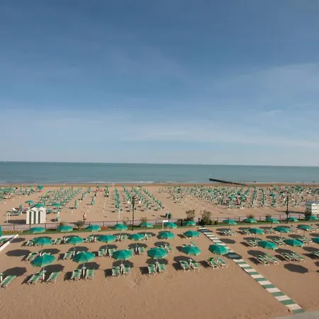 Hotel Janeiro Frontemare-2