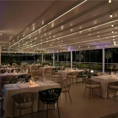 Courtyard By Marriott Rome Central Park-2