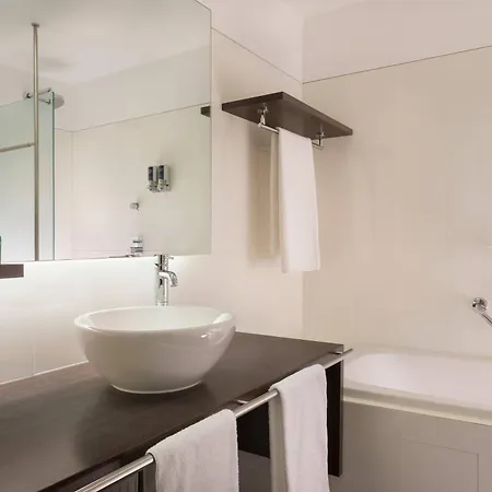 Four Points Sheraton Bolzano Bozen-3