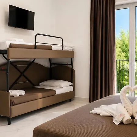 Hotel Lorenzo-3