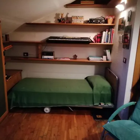 casa NARDIELLO appartamento al secondo piano con 2 camere disponibili-2