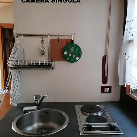 casa NARDIELLO appartamento al secondo piano con 2 camere disponibili-3