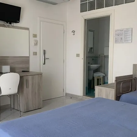 Hotel Monti-2