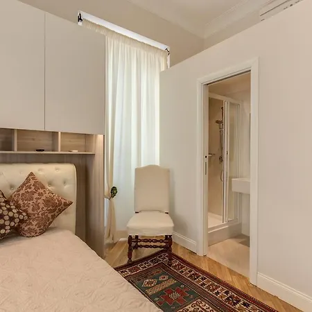 Casa Claudia Giulio Cesare-3