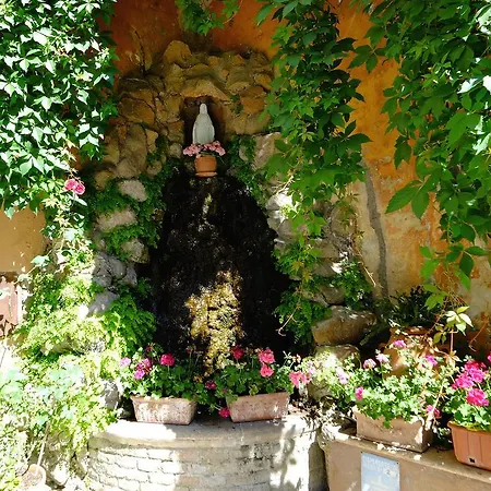Casa Di Santa Francesca Romana a Ponte Rotto-3