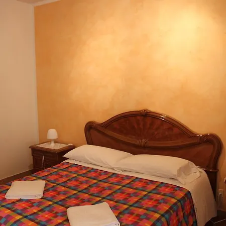 Santa Toscana Guest House-3