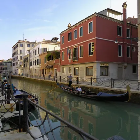 Albergo Basilea-2
