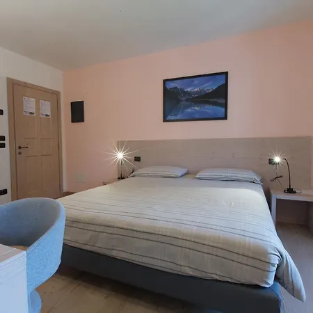 Marzia Rooms-3