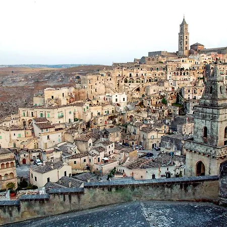 Vittorio Veneto Matera Luxury Rooms-2