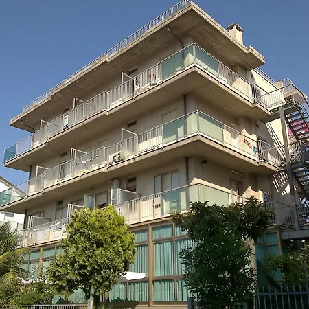 Hotel Elvira-3