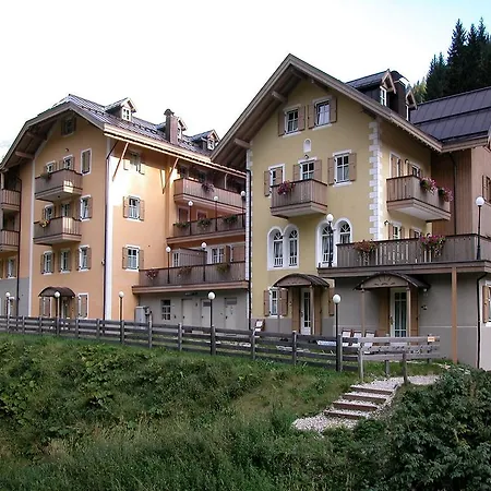 Residence Villa Avisio-2