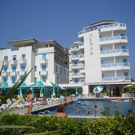 Hotel Heron-3