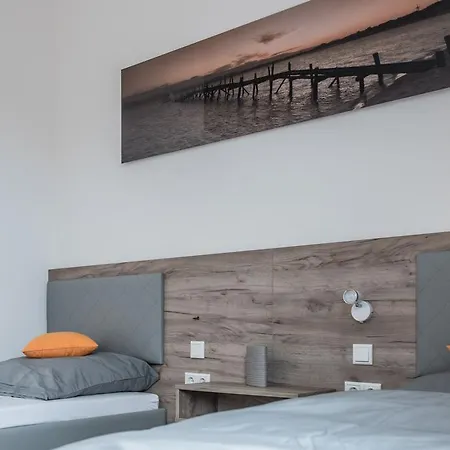 Firstsleep Boardinghouse Griesfeldstrasse Muenchen-2