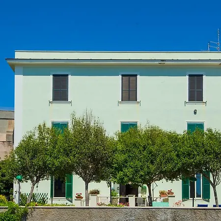 Maison De Revel-2