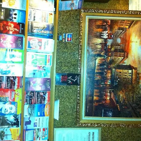 Hotel Des Arts-2