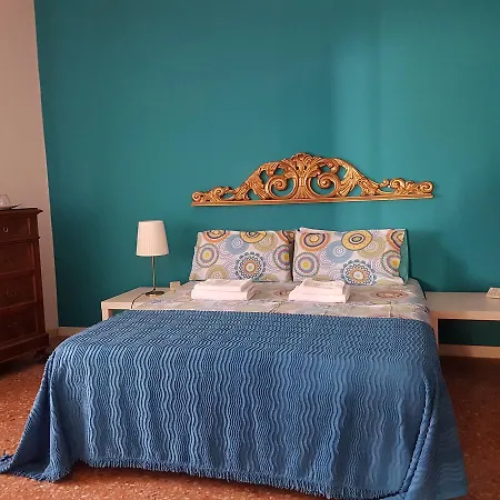L.T. Schneider B&B-3