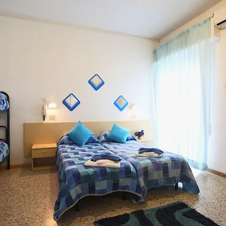 Hotel Tv-3