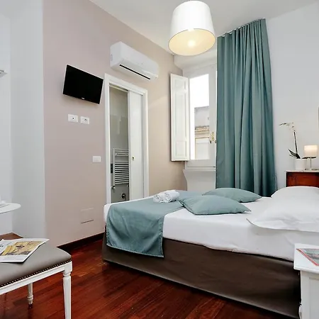 Midnight In Rome Guest House-3