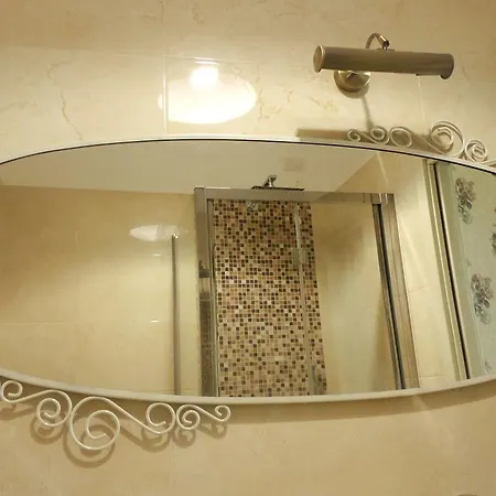 Cameo B&B-3
