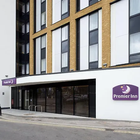 Premier Inn London Tottenham Hale-3