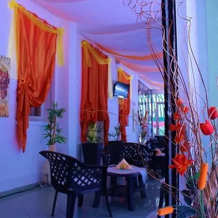 Hotel Rex-2