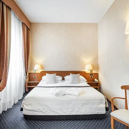 Hotel Ascot-2