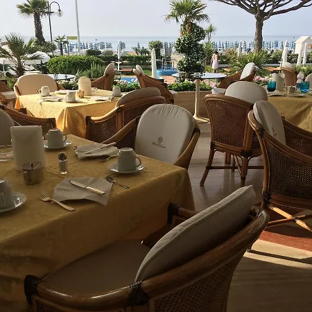 Hotel Universo-3