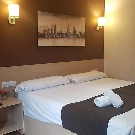 Hostal Barcelona Travel-2