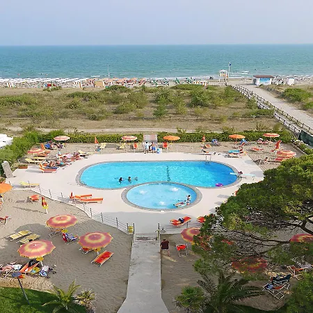 Hotel Bertha Fronte Mare-3