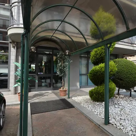 Hotel Residenza Delle Alpi-3