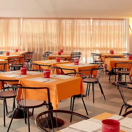 Gallia Club Hotel-2