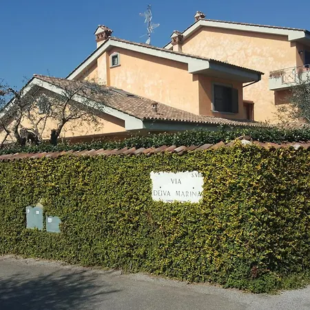 Aurelia Garden Gold B&B-2